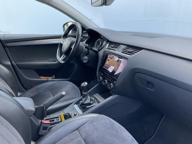 Skoda OCTAVIA 1.0 TSI Style Navi Camera Trekhaak Combi Business Greentech