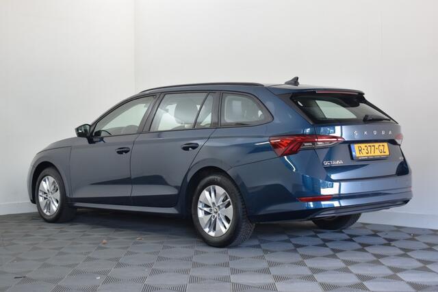 Skoda OCTAVIA Combi 1.0 E-TSI 110PK Business Edition Automaat