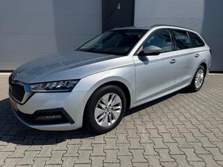 skoda-octavia-1.0-e-tsi-automaat---