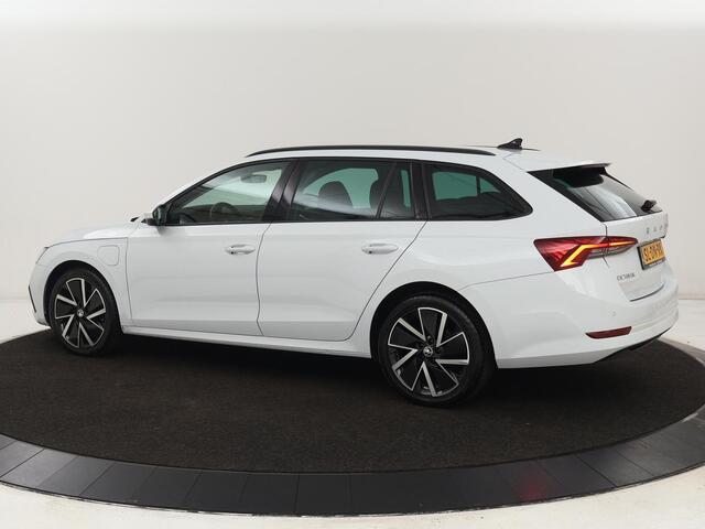 Skoda OCTAVIA Combi 1.4 TSI iV PHEV Business Edition | Cruisecontrol adapt | LED | Navigatie | Apple Carplay | 1e Eigenaar
