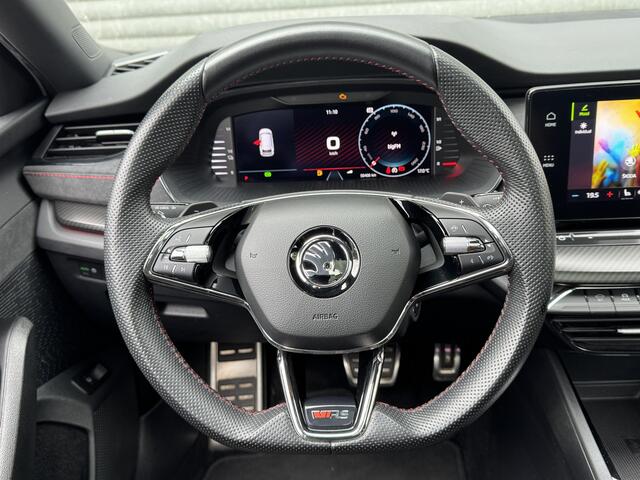 Skoda OCTAVIA Combi 1.4 TSI 245pk RS iV PHEV Business Pano Keyless Ambiente Verlichting Park Assist