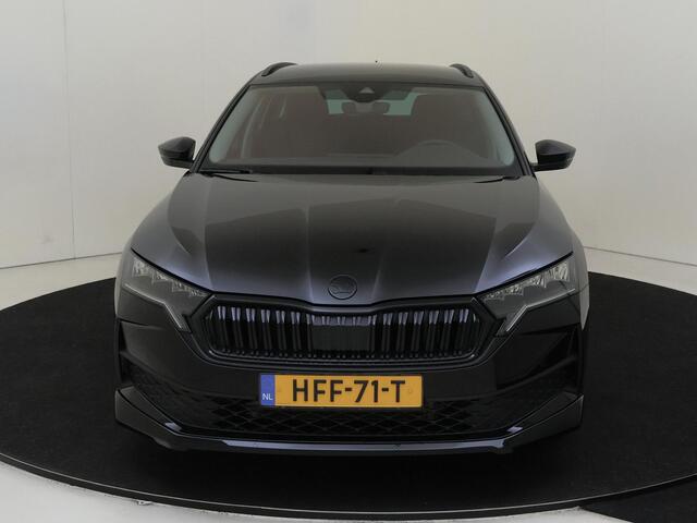 Skoda OCTAVIA Combi 1.5 TSI MHEV Business Edition Plus Black Pakket | Trekhaak | 18"lichtmetalen Velgen | Stoelverwarming | Stuurverwarming | Elektrische Achterklep |