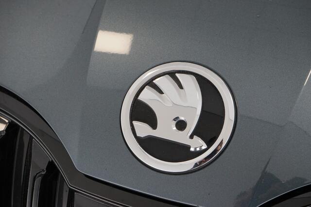 Skoda OCTAVIA Combi 1.5 TSI Greentech Sport Business