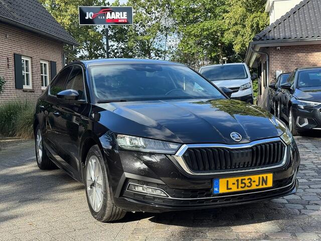 Skoda OCTAVIA 1.0 TSI Bns Edition Plus ecc,1/2leer,digidash,lmv,navi,pdc,chroom