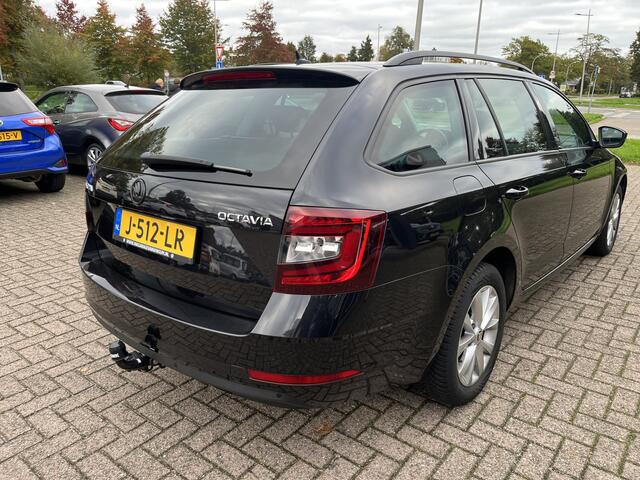 Skoda OCTAVIA Combi 1.0 TSI Greentech Business Edition
