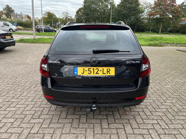 Skoda OCTAVIA Combi 1.0 TSI Greentech Business Edition