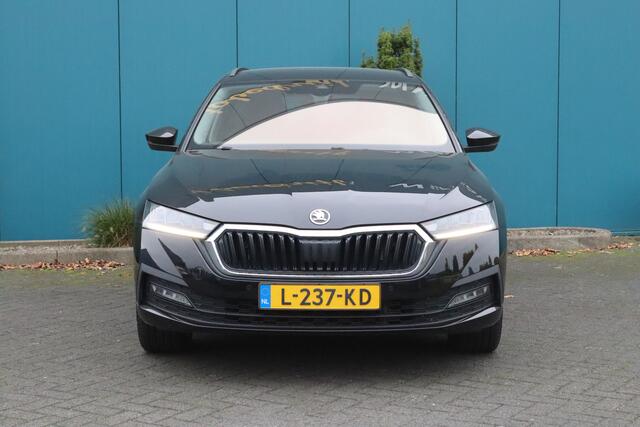Skoda OCTAVIA Combi 1.4 TSI iV PHEV AUT. Business Edition CARPLAY|ADAPT.CRUISE|ELEK.A.KLEP|STUUR/STOELVERW|NAV|LED|ECC|PDC|18'LMV 1'EIG
