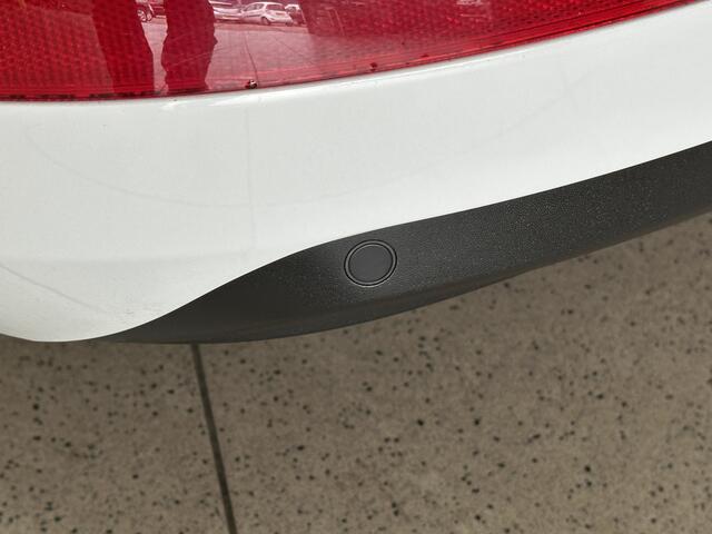 Skoda OCTAVIA 1.0 TSI Greentech Ambition Business/ Trekhaak/ 18''/ Navi/ Bluetooth/ Clima/ Cruise/ Elek.Pakket/ Sport-Stoelen/ Multi-Stuur/ 6-Versnell./ PDC Achter