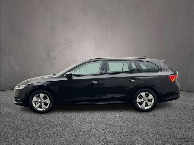 Skoda OCTAVIA Combi 1.0 TSI Business Edition 110pk, Trekhaak, Elektrische achterklep, Stoelverwarming, Navigatie, Cruise control, Keyless entry