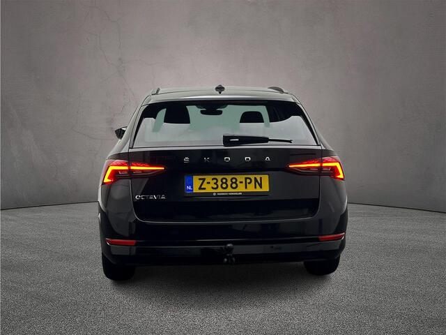 Skoda OCTAVIA Combi 1.0 TSI Business Edition 110pk, Trekhaak, Elektrische achterklep, Stoelverwarming, Navigatie, Cruise control, Keyless entry