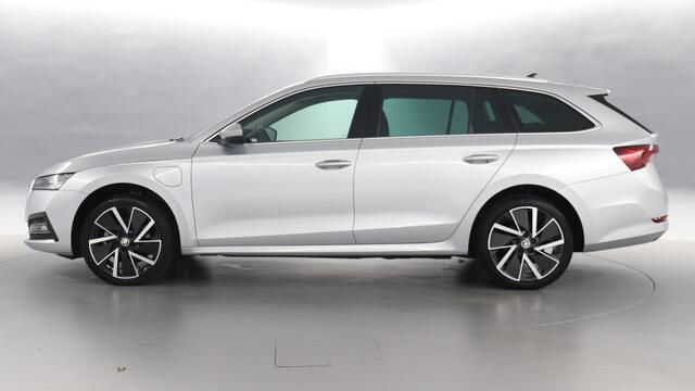 Skoda OCTAVIA Combi 1.4 TSI iV PHEV Business Edition / Navigatie / Camera / Apple Carplay