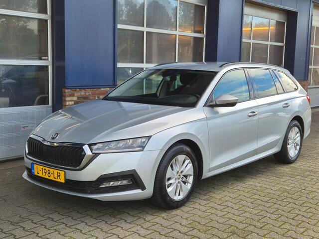 Skoda OCTAVIA Octavia Combi,1.5 e-TSI Business Edition, Trekhaak, 1500KG, Camer, stoel verwarming, VC, Automaat