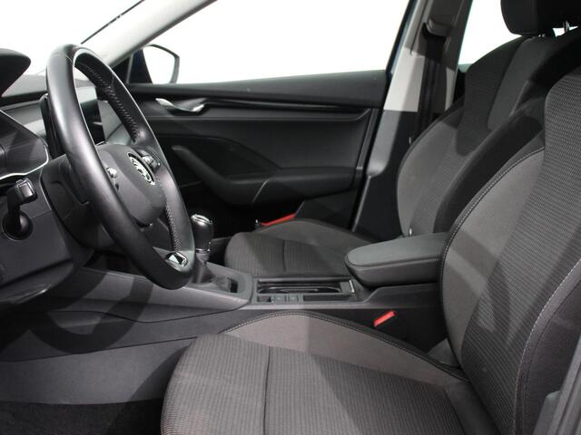 Skoda OCTAVIA Combi 1.0 TSI 110pk Business Edition | Navigatie | Digitale Cockpit | Lichtmetalen velgen | Climate Control | Camera | Cruise control