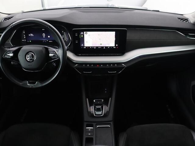 Skoda OCTAVIA 1.0 e-TSI Business Edition Plus | Leder/Alcantara | Achterbankverwarming | Trekhaak | Adaptive cruise | Camera | Sfeerverlichting | Stoelverwarming | Carplay | Park Assist | Memory