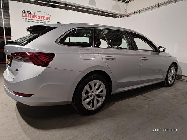 Skoda OCTAVIA Combi 1.5 e-TSI 150pk Style Business Edition Plus DSG7 110kw Carplay / Navi / Elektr.A.Klep / A.Camera