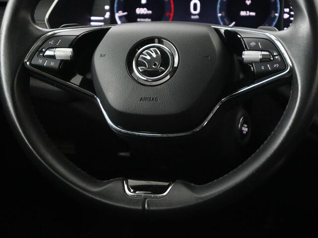 Skoda OCTAVIA 1.0 e-TSI Business Edition | Stoelverwarming | Trekhaak | Camera | Carplay | Virtual Cockpit | Navigatie | Cruise control