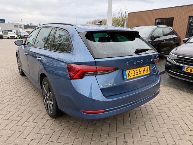 Skoda OCTAVIA Combi 1.4 TSi iV 204 Pk Automaat PHEV Business Edition | Camera | CarPlay | 18 Inch | Adaptive Cruise | Climate | 94.152 Km!!