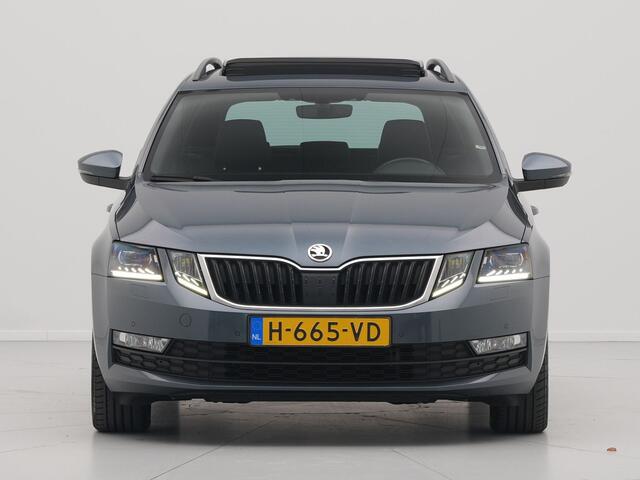 Skoda OCTAVIA Combi 1.5 TSI 150pk DSG Greentech Business Edition Panorama Trekhaak Stoelverwarming Carplay