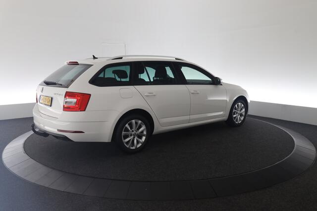 Skoda OCTAVIA Combi 1.0 TSI Greentech Business Edition