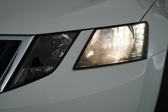 Skoda OCTAVIA Combi 1.0 TSI Greentech Business Edition