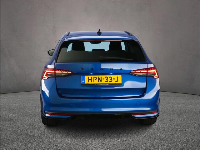 Skoda OCTAVIA Combi Business Edition Plus 1.5 eTSI 115pk DSG Automaat Adaptive cruise control, LED matrix koplampen, Achteruitrijcamera, Navigatie, Stuurwiel verwarmd, Elektrische achterklep