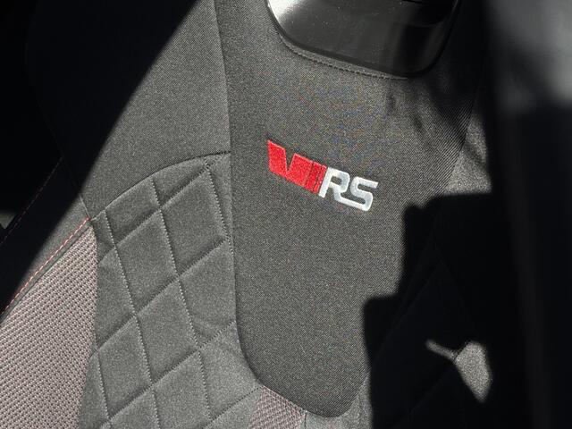 Skoda OCTAVIA Combi 1.4 TSI RS iV PHEV Business GRATIS Afleverpakket! | VRS | 4 Jaar Fabrieksgarantie! |