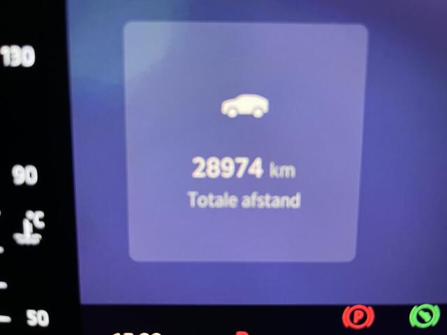 Skoda OCTAVIA Combi 1.5 TSI MHEV Business Edition / AUTOMAAT / GARANTIE TM 10-2028/ TREKHAAK / PARKEERSENS. V+A/ CAMERA / SFEERVERLICHTING / SMART LINK