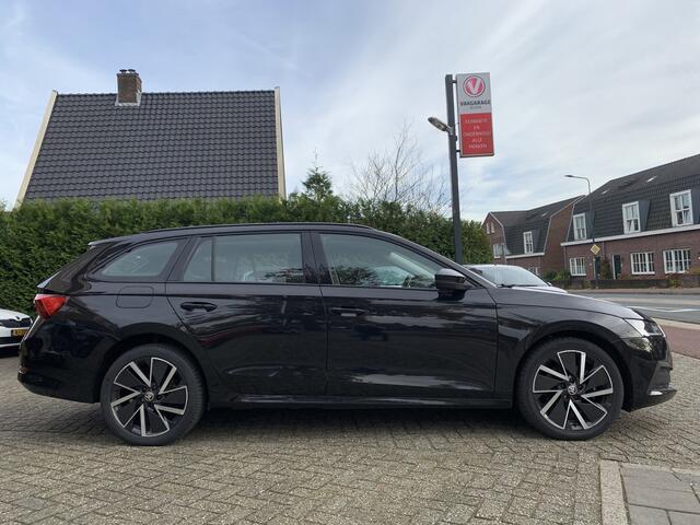 Skoda OCTAVIA Combi PHEV aut., Pano | 17inch | Digi cockpit