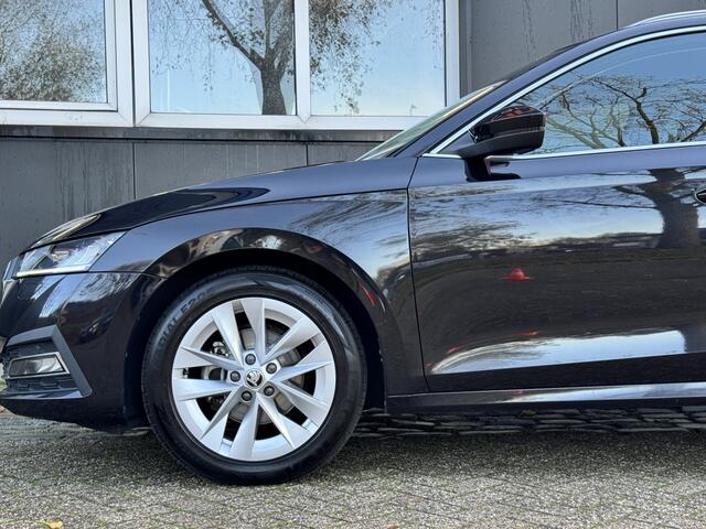 Skoda OCTAVIA 1.0e-TSI Automaat Bus Ed Plus/Trekhaak uitklapbaar/Camera/Stoelv