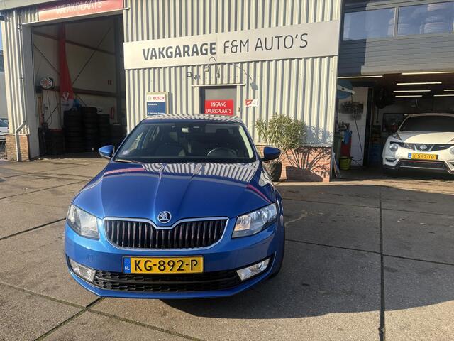 Skoda OCTAVIA 1.0 TSI Greentech Ambition Business