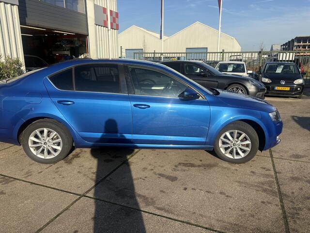 Skoda OCTAVIA 1.0 TSI Greentech Ambition Business