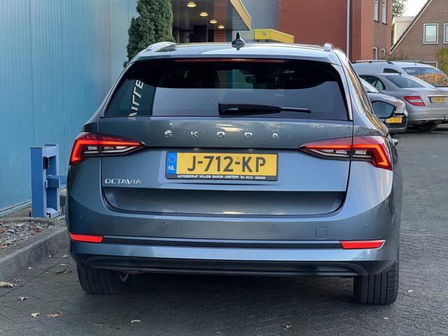 Skoda OCTAVIA Combi 1.5 TSI First Edition PANO|CARPLAY|ADAPT.CRUISE|DIGI.DASH|ELEK.A.KLEP|MATRIX.LED|STOELVERW|NAV|PDC|18'LMV