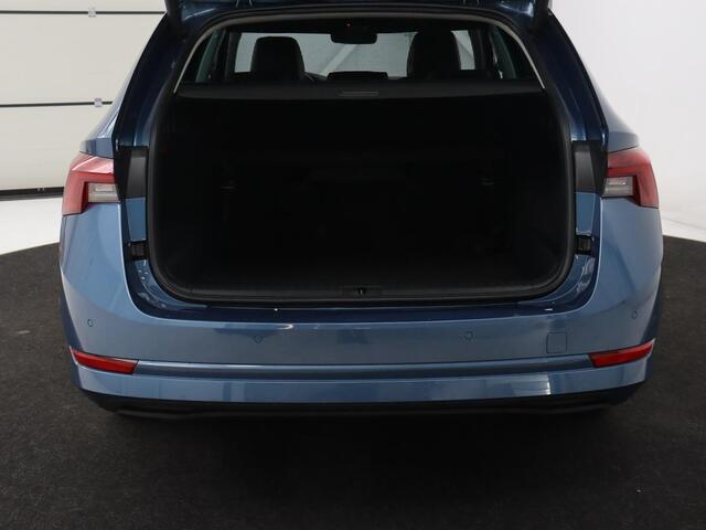 Skoda OCTAVIA 1.5 TSI First Edition | Head-Up | Stoelverwarming | Adaptive cruise | Leder/Alcantara | Side Assist | Matrix LED | Keyless | Virtual Cockpit | Carplay | Navigatie | Park Assist