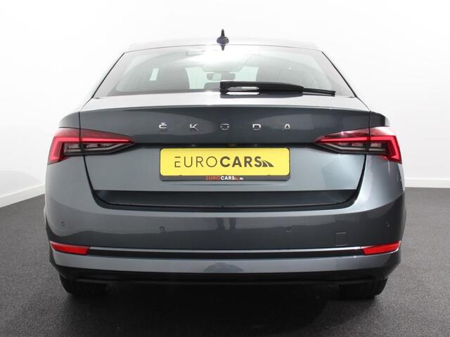 Skoda OCTAVIA 1.0 e-TSI 110pk DSG Style Navigatie Apple Carplay/Android Auto Adaptive Cruise Control Camera Stoelverwarming