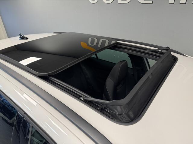 Skoda OCTAVIA Combi 1.4 Sportline Panoramdak/Camera/Headup Display