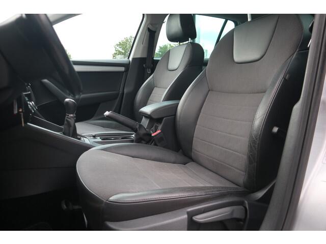 Skoda OCTAVIA Combi ¦koda 1.6 TDI Greentech Ambition Business | Trekhaak | Stoelverwarming | Navigatie