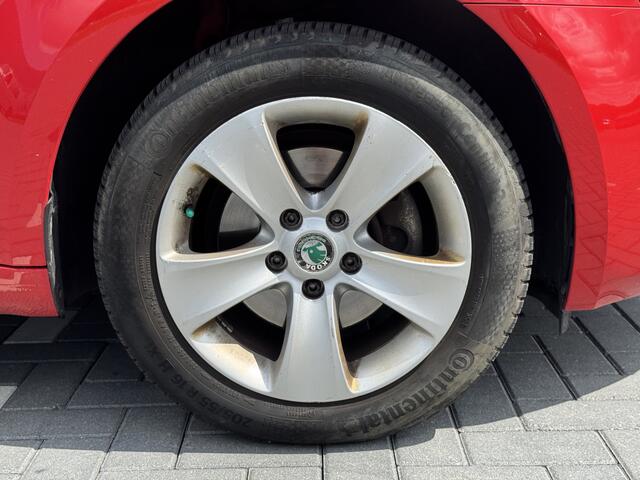 Skoda OCTAVIA Combi ¦koda 1.5 TSI Greentech Ambition Business | RIJKLAAR | Clima | Navi | Cruise