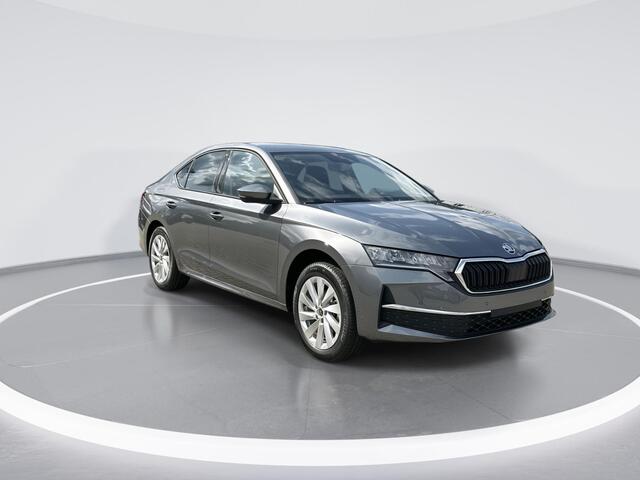 Skoda OCTAVIA Business Edition 1.5 TSI m-HEV 85 kW / 115 PK Hatc | Graphite Grey | Advance pakket | 17 inch lichtmetalen velgen | 2000,- inruilvoordeel | Fiscaal 37.241,- !