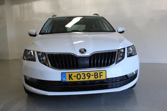 Skoda OCTAVIA Combi 1.0 TSI Greentech Business Edition | STOEL-VERW | NAVIGATIE | 16'LMV | CRUISE | PDC-A | CARPLAY | LEDER/STOF |