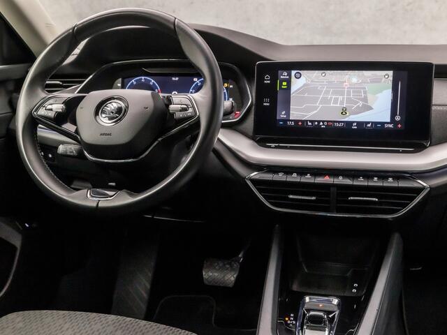 Skoda OCTAVIA Combi 1.5 TSI Sportline 150Pk Automaat (VIRTUAL COCKPIT, APPLE CARPLAY, GROOT NAVI, GETINT GLAS, CAMERA, SPORTSTOELEN, STOELVERWARMING, ADAPTIVE CRUISE, ELEK ACHTERKLEP, TREKHAAK, KEYLESS, NIEUWSTAAT)