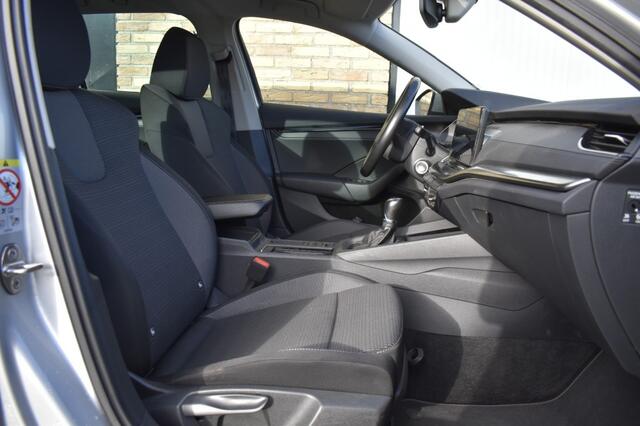 Skoda OCTAVIA 1.5 TSI Business Ed, Navi, Camera, Lane