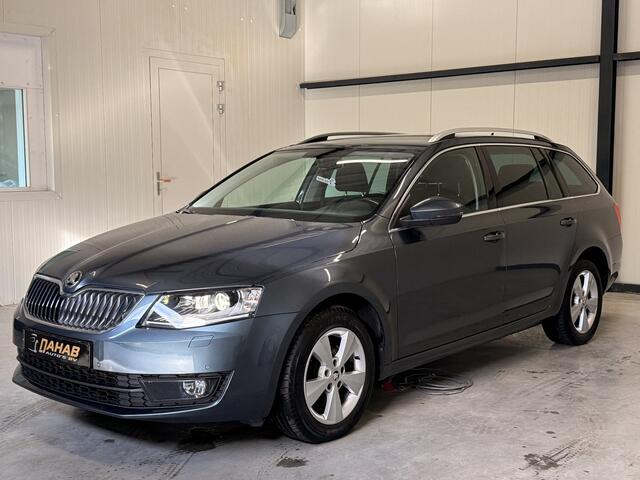 Skoda OCTAVIA Combi 1.8 TSI DSG 180PK Greentech Style Business | Navi | Cruise | Stoelverwarming | Bluetooth