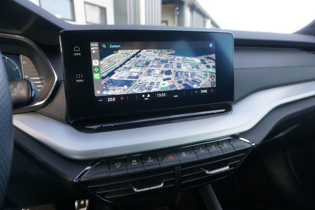 Skoda OCTAVIA Combi 1.0 e-TSI Sport Automaat | METALLIC WIT | ACC | STUURVERW. |