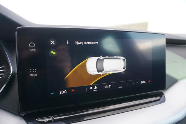 Skoda OCTAVIA Combi 1.0 e-TSI Sport Automaat | METALLIC WIT | ACC | STUURVERW. |