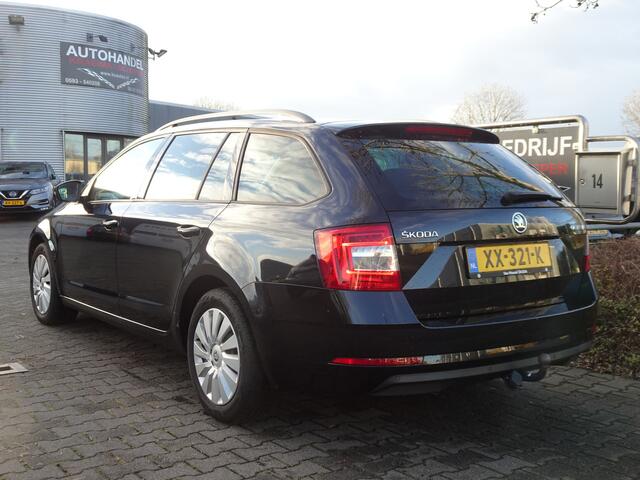 Skoda OCTAVIA Combi 1.0 TSI Greentech Ambition