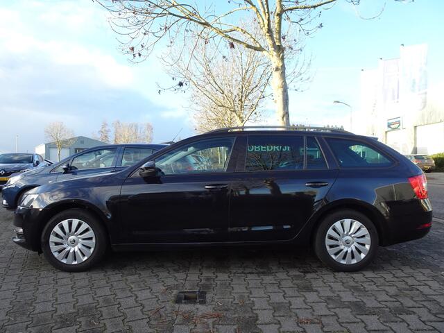 Skoda OCTAVIA Combi 1.0 TSI Greentech Ambition