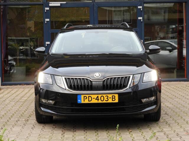 Skoda OCTAVIA 1.0 TSI TREKHAAK/CARPLAY AMBITION BUSINESS