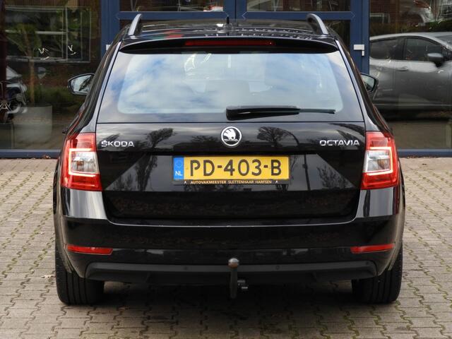Skoda OCTAVIA 1.0 TSI TREKHAAK/CARPLAY AMBITION BUSINESS