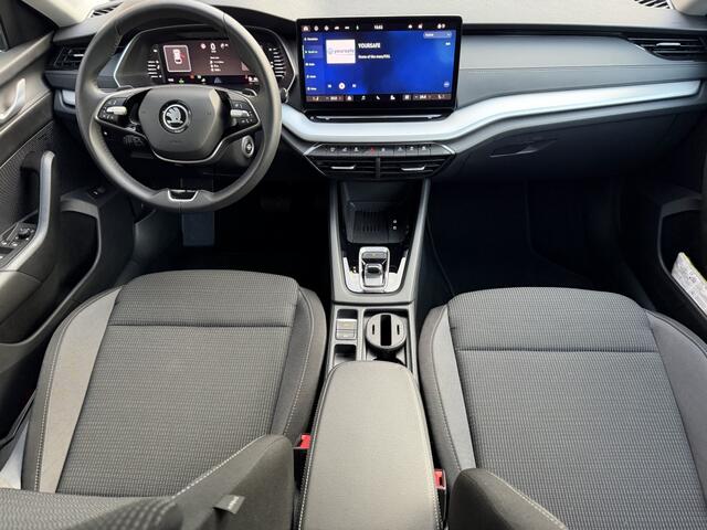 Skoda OCTAVIA 1.5 TSI MHEV Business Edition | Camera | Adaptive Cc |