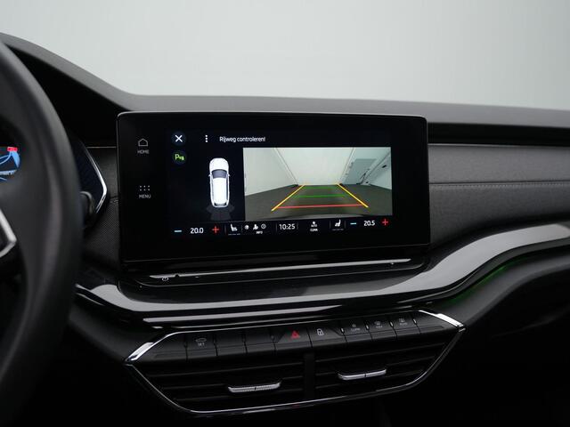 Skoda OCTAVIA Combi 1.5 e-TSI 150 pk DSG Business Edition Plus | Panoramadak | Trekhaak | Stuur-/stoelverwarming | Achteruitrijcamera